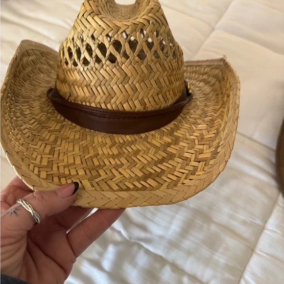 Hats Hats Hats- All 5 for one price. - Picture 9 of 17